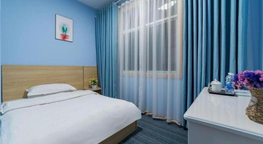 Zhaoxiangju Boutique Hotel Changshui Branch Куньмін Екстер'єр фото