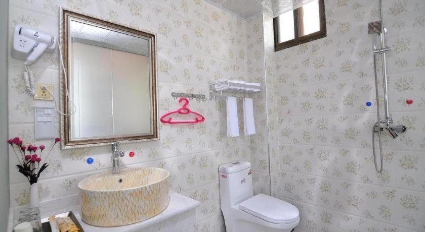 Zhaoxiangju Boutique Hotel Changshui Branch Куньмін Екстер'єр фото